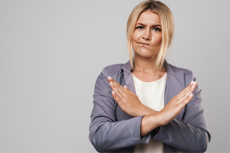 4 Tips You Need To Avoid The Approval-Seeking Leech